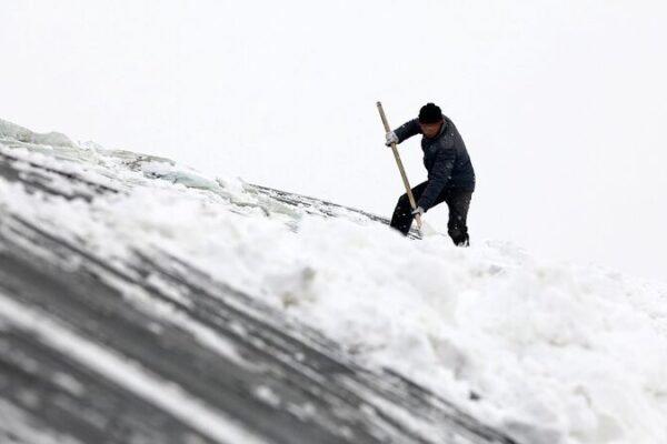 China Braces for Severe Cold Wave as Orange Alert Issued Nationwide video poster