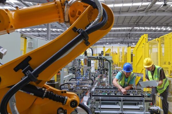 China Bucks Trend with Surge in Quality Foreign Investment China_Bucks_Trend_with_Surge_in_Quality_Foreign_Investment