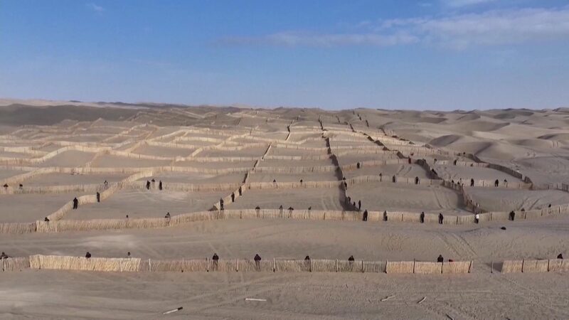 China_Completes_Green_Belt_Around_Taklimakan_Desert__Transforming_the__Sea_of_Death_ - Khabar Asia China_Completes_Green_Belt_Around_Taklimakan_Desert__Transforming_the__Sea_of_Death_
