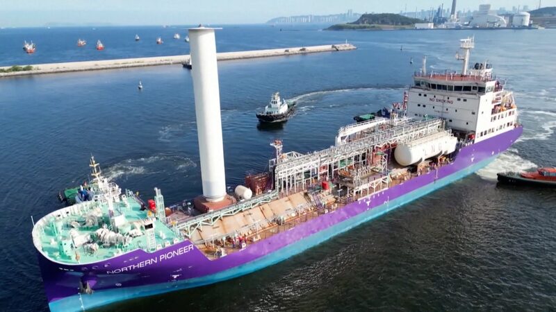 China_Delivers_World_s_First_Commercial_Liquefied_CO2_Carrier__Northern_Pioneer__poster - Khabar Asia China_Delivers_World_s_First_Commercial_Liquefied_CO2_Carrier__Northern_Pioneer_ video poster