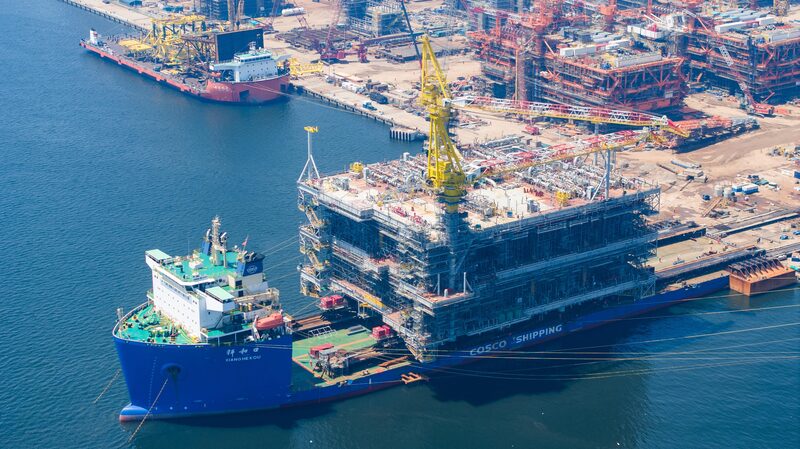 China_Delivers_World_s_Heaviest_Offshore_Oil_Platform_in_Qingdao