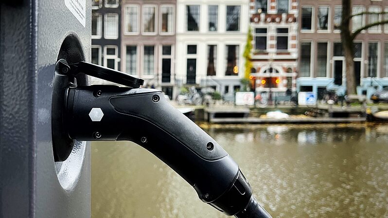 China_EU_Trade_Relations_Strained_Over_Electric_Vehicle_Tariffs - Khabar Asia China_EU_Trade_Relations_Strained_Over_Electric_Vehicle_Tariffs