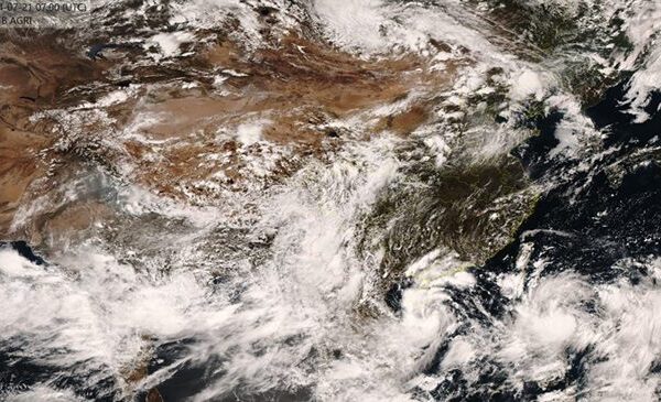 China Enhances Short-Term Weather Forecasting to Combat Extreme Weather Events China_Enhances_Short_Term_Weather_Forecasting_to_Combat_Extreme_Weather_Events