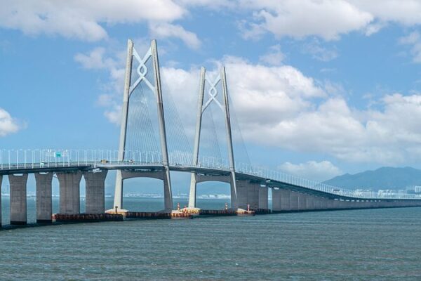 China Expands Multi-Entry Permits for Hong Kong and Macao Visits China_Expands_Multi_Entry_Permits_for_Hong_Kong_and_Macao_Visits
