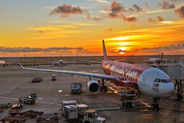 China_Expects_1_8_Million_Daily_Cross_Border_Trips_During_Mid_Autumn_Festival