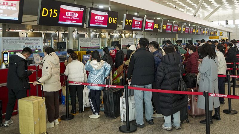 China_Expects_9_5__Increase_in_Daily_Cross_Border_Travel_During_Spring_Festival - Khabar Asia China_Expects_9_5__Increase_in_Daily_Cross_Border_Travel_During_Spring_Festival