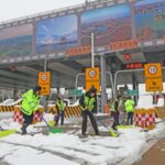 China Implements Measures to Combat Severe Weather Ahead of Spring Festival Travel Rush