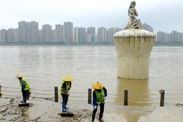 China Intensifies Flood Control as Heavy Rains Hit Pearl River Basin