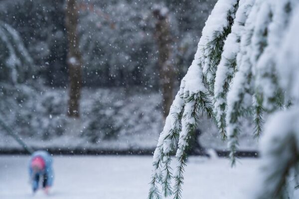 China Issues Yellow Alert as Temperatures Expected to Plummet China Issues Yellow Alert as Temperatures Expected to Plummet