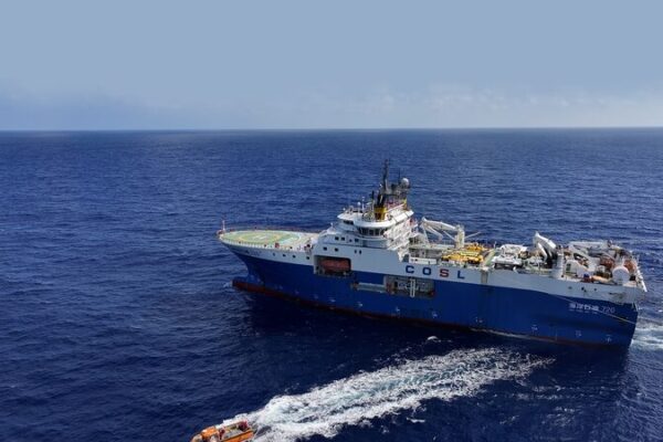 China Launches First 3,000m Deep-Sea Oil Exploration with Self-Developed Equipment China Launches First 3,000m Deep-Sea Oil Exploration with Self-Developed Equipment video poster