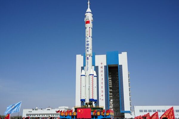China Launches Shenzhou-18 Manned Space Mission to China Space Station video poster