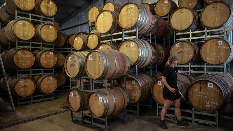 China_Lifts_Tariffs_on_Australian_Wine_Australia_Welcomes_the_Move - Khabar Asia China Lifts Tariffs on Australian Wine, Australia Welcomes the Move