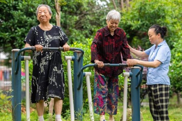 China Moves to Raise Retirement Age in Response to Aging Population China_Moves_to_Raise_Retirement_Age_in_Response_to_Aging_Population