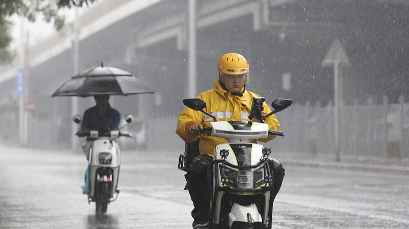 China_Strengthens_Legal_Protections_for_Food_Delivery_and_Gig_Workers - Khabar Asia China_Strengthens_Legal_Protections_for_Food_Delivery_and_Gig_Workers
