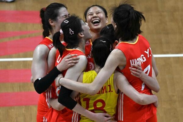 China Stuns Olympic Champions USA with Remarkable Comeback at VNL