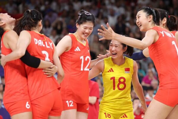 China Triumphs Over U.S. in Women’s Volleyball Thriller at Paris Olympics China_Triumphs_Over_U_S__in_Women_s_Volleyball_Thriller_at_Paris_Olympics
