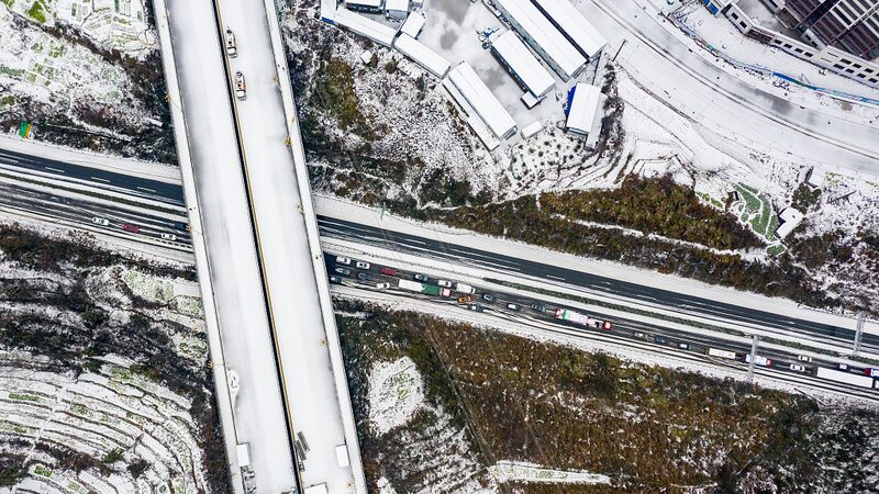 China_Upgrades_Emergency_Response_Amid_Severe_Cold_in_Hunan - Khabar Asia China Upgrades Emergency Response Amid Severe Cold in Hunan