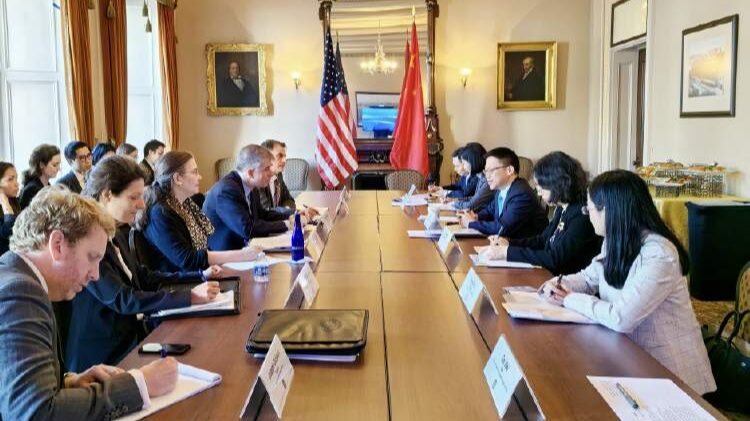 China Voices Concerns Over U.S. Trade Restrictions at High-Level Talks