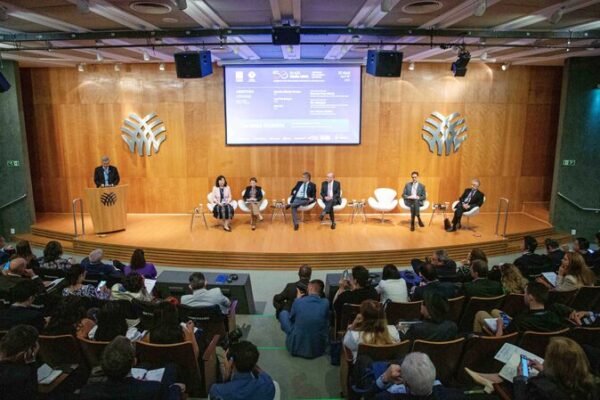 China and Brazil Celebrate 50 Years of Diplomatic Ties with Seminar in Brasilia