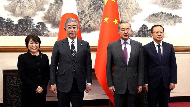 China_and_Japan_Sign_10_Agreements_to_Boost_Cultural_Exchanges video poster