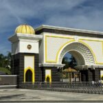 China and Malaysia Vow to Enhance Development Strategy Alignment