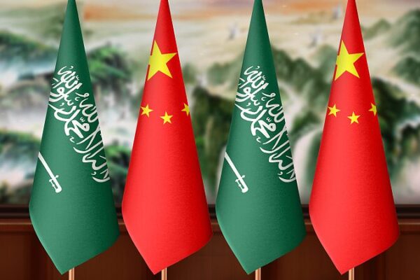 China and Saudi Arabia Discuss Middle East Crisis in High-Level Phone Call China and Saudi Arabia Discuss Middle East Crisis in High-Level Phone Call