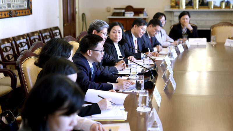 China_and_US_Hold_Constructive_Talks_on_Monetary_Policy_and_Financial_Stability - Khabar Asia China and U.S. Hold Constructive Talks on Monetary Policy and Financial Stability