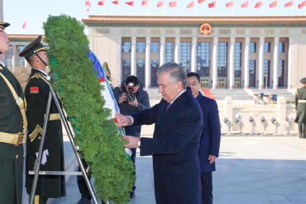 China and Uzbekistan Elevate Ties, Propose New Railway Through Kyrgyzstan China and Uzbekistan Elevate Ties, Propose New Railway Through Kyrgyzstan