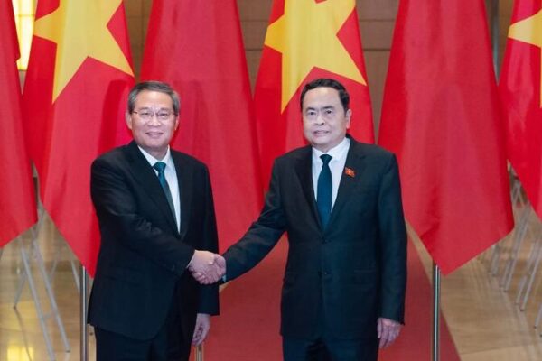 China_and_Vietnam_Strengthen_Ties_Amid_Global_Changes