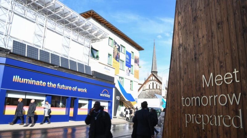 China_at_WEF_2025__Leading_Global_Collaboration_in_the_Intelligent_Age