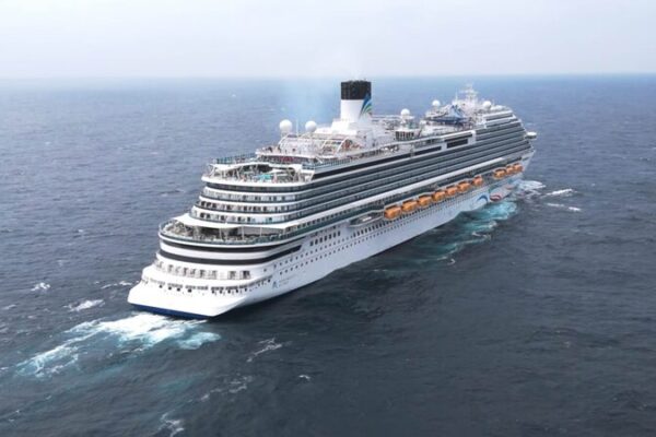 China’s Adora Magic City Cruise Ship Serves Over 250,000 Passengers China_s_Adora_Magic_City_Cruise_Ship_Serves_Over_250_000_Passengers