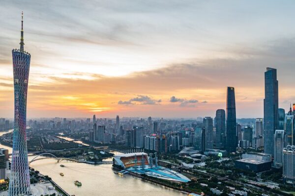 China’s Economic Commission Highlights Significant Investment Potential China_s_Economic_Commission_Highlights_Significant_Investment_Potential