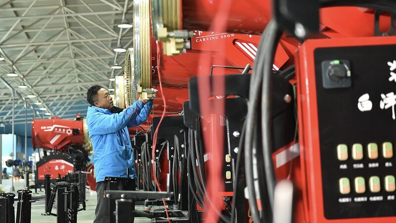 China_s_Equipment_Manufacturing_Sector_Achieves_Notable_Growth_in_2024 - Khabar Asia China_s_Equipment_Manufacturing_Sector_Achieves_Notable_Growth_in_2024
