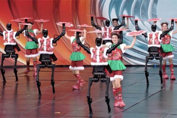 China’s Humanoid Robots Dazzle at Spring Festival Gala with Yangko Dance China_s_Humanoid_Robots_Dazzle_at_Spring_Festival_Gala_with_Yangko_Dance