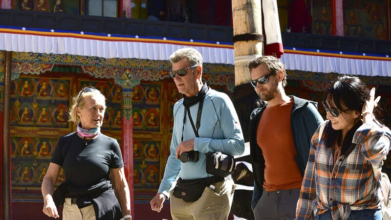 China_s_Inbound_Tourism_Surges_Past_Outbound_Travel_During_National_Holiday - Khabar Asia China_s_Inbound_Tourism_Surges_Past_Outbound_Travel_During_National_Holiday