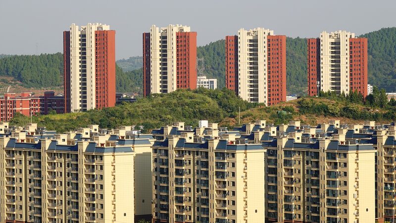 China_s_Major_Banks_Reduce_Mortgage_Rates_to_Bolster_Real_Estate_Market - Khabar Asia China_s_Major_Banks_Reduce_Mortgage_Rates_to_Bolster_Real_Estate_Market