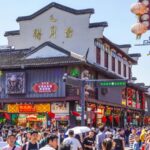 China_s_National_Day_Holiday_Sparks_Surge_in_Travel_and_Consumer_Spending