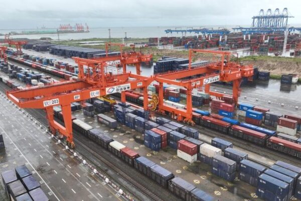 China’s New Trade Corridor Hits Record 500,000 TEUs Transported in 2024 China_s_New_Trade_Corridor_Hits_Record_500_000_TEUs_Transported_in_2024