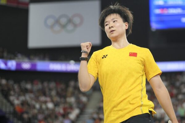 China’s Olympic Runner-up He Bingjiao Retires from International Badminton China_s_Olympic_Runner_up_He_Bingjiao_Retires_from_International_Badminton