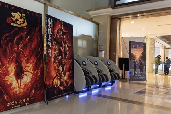 China’s Spring Festival Box Office Pre-Sales Surpass 1 Billion Yuan China_s_Spring_Festival_Box_Office_Pre_Sales_Surpass_1_Billion_Yuan