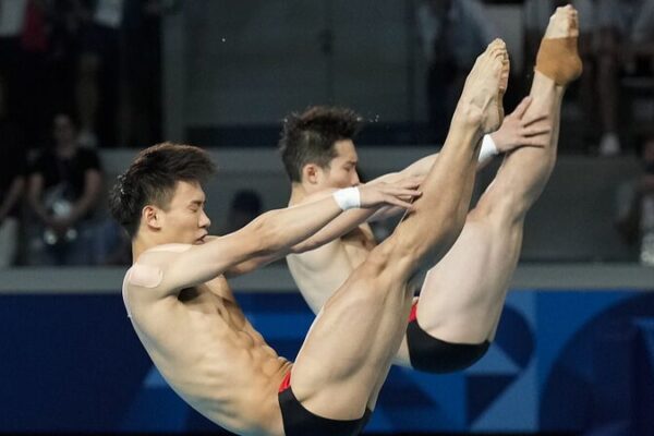 China’s Wang and Long Capture Olympic Gold in Men’s Synchronized 3m Springboard China_s_Wang_and_Long_Capture_Olympic_Gold_in_Men_s_Synchronized_3m_Springboard