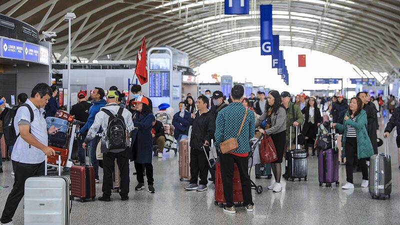 Chinas_Cross-Border_Trips_Surge_to_Over_141_Million_in_Q1_2024 - Khabar Asia China's Cross-Border Trips Surge to Over 141 Million in Q1 2024