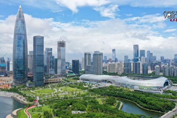 China's Economic Resilience Amid Reports of Investor Shift to India