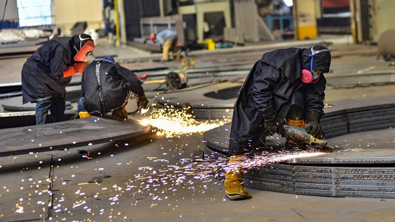 Chinas_Economy_Beats_Expectations_with_7_Industrial_Growth_in_Early_2024 - Khabar Asia China's Economy Beats Expectations with 7% Industrial Growth in Early 2024
