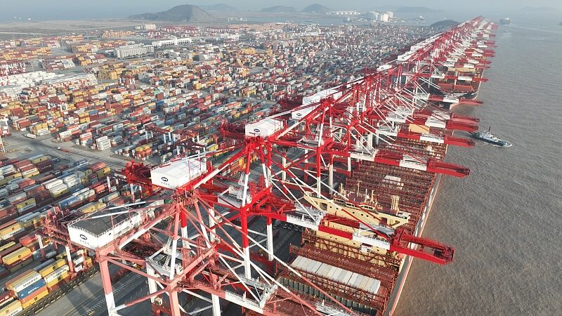 Chinas_Exports_Surge_as_Ports_Operate_Nonstop_During_Spring_Festival - Khabar Asia China's Exports Surge as Ports Operate Nonstop During Spring Festival