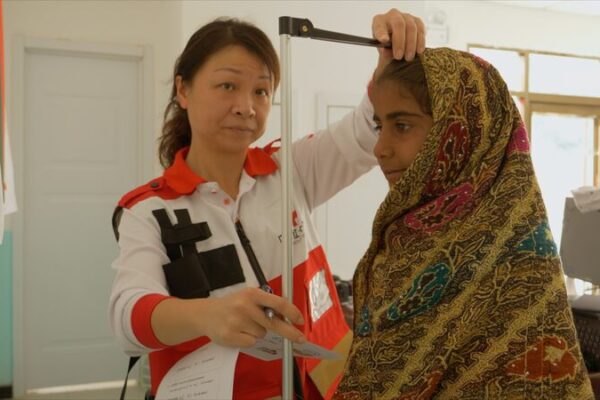 China's First Medical Aid Team Enhances Healthcare in Gwadar, Pakistan video poster