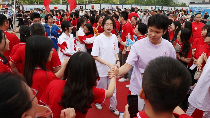 Chinas_Gaokao_Begins_with_Record_1342_Million_Candidates - Khabar Asia China's Gaokao Begins with Record 13.42 Million Candidates