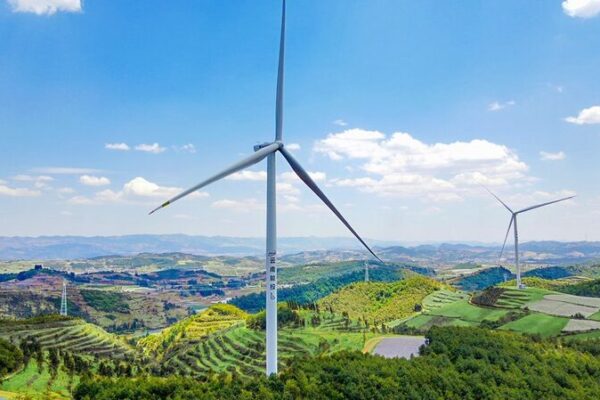 China's Green Revolution: Leading the Global Renewable Energy Shift