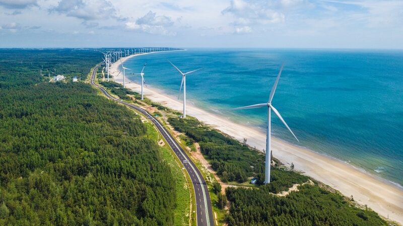 Chinas_Hainan_Island_Opens_988_km_Round-the-Island_Tourist_Highway_poster - Khabar Asia China's Hainan Island Opens 988 km Round-the-Island Tourist Highway video poster