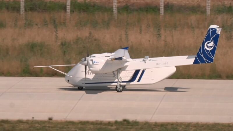 Chinas_New_HH-100_Cargo_Drone_Soars_in_Successful_Maiden_Flight - Khabar Asia China's New HH-100 Cargo Drone Soars in Successful Maiden Flight